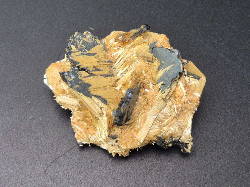 Rutile with Hematite